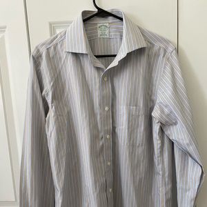 Brooks Brothers Milano Button Down Shirt 15 1/2 - 33